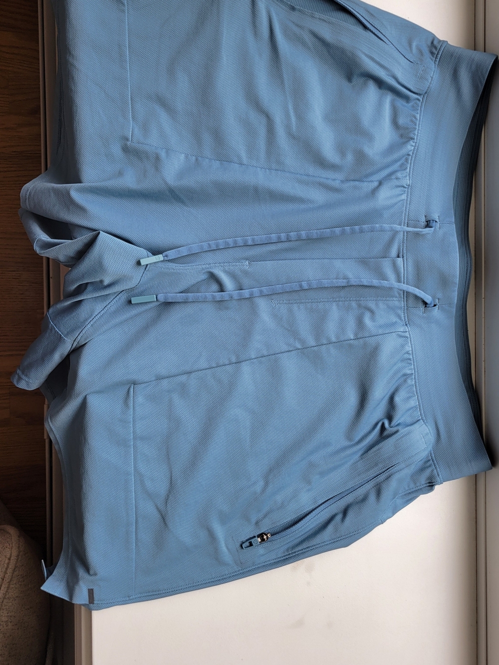 Lululemon Tracker Short V Blue Like New